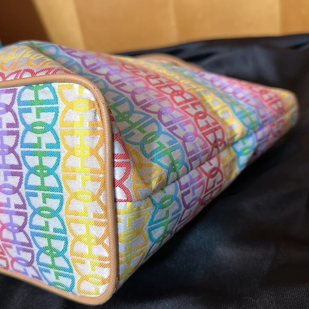 Multiple Color Shoulder Bag - Picture 7 of 17